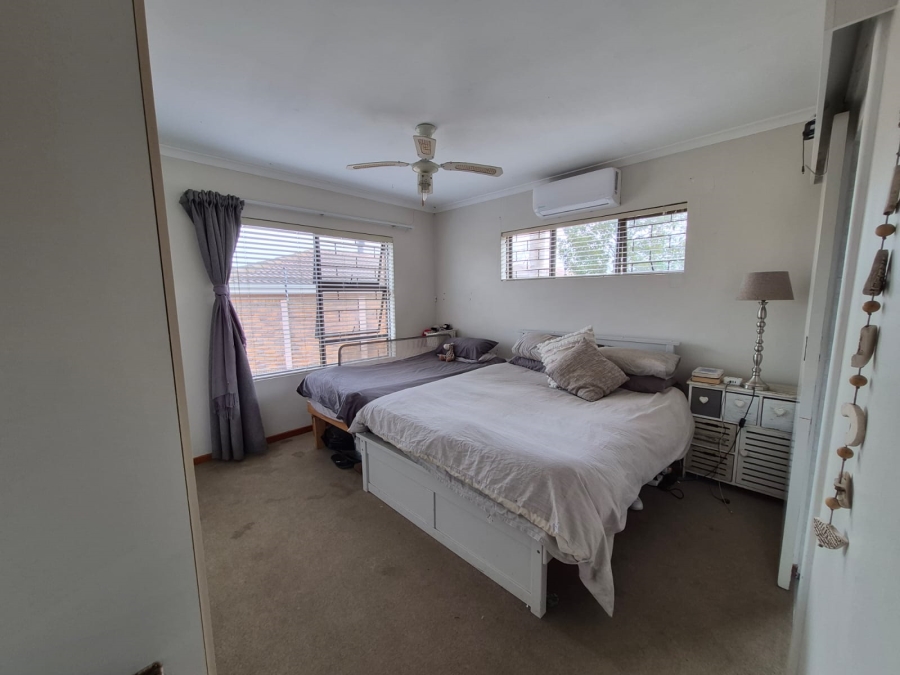 3 Bedroom Property for Sale in Sonstraal Heights Western Cape